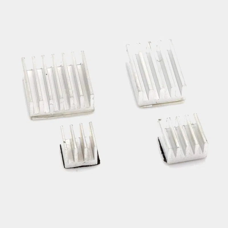 Lot de quatre dissipateurs en aluminium, deux grands et deux petits, pour Raspberry Pi