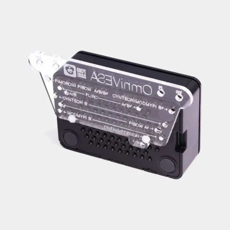 OmniVESA, kit de montage VESA transparent avec carte Raspberry Pi Zero installée à l'intérieur