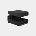 Boîtier ARGON NEO avec extension NVMe PCIe pour Raspberry Pi 5 fermé, vue de trois quarts sur l'angle avant