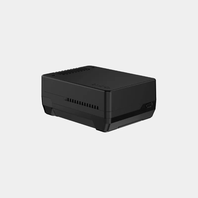 Boîtier ARGON NEO avec extension NVMe PCIe pour Raspberry Pi 5 en assemblage, capot à ailettes détaché