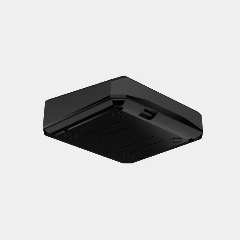 Boîtier ARGON ONE V3 pour Raspberry Pi 5 fermé, vue de trois quarts sur l'angle avant