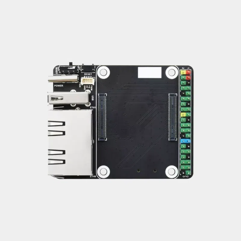Carte réseau Gigabit Ethernet pour CM4, carte noire vue de dessus avec emplacement carte micro SD