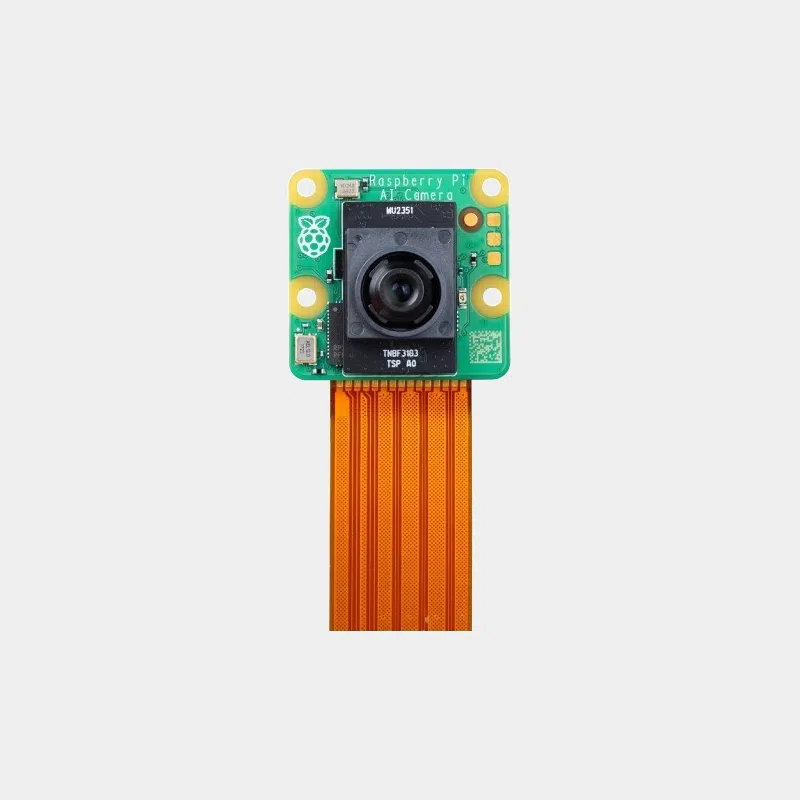 Raspberry Pi AI Camera, module caméra vu de face avec logo Raspberry Pi et nappe orange