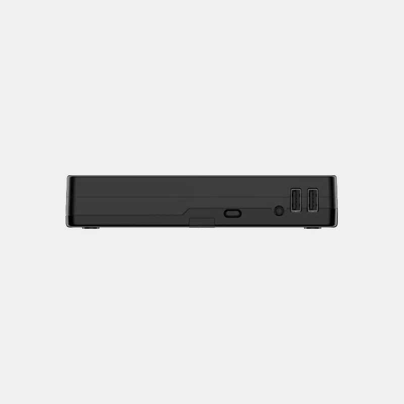 Boîtier Argon ONE V5 pour Raspberry Pi 5 6 Boîtier Argon One V5 vu de côté avec port USB-C et port USB-A visibles