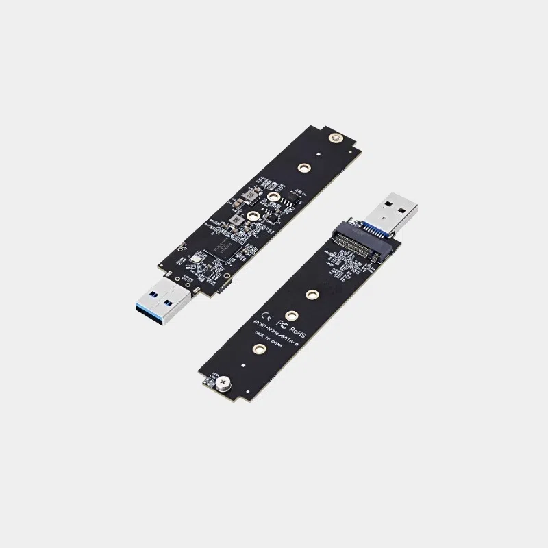 Adaptateur M.2 SSD SATA et NVMe vers USB 3.1, deux cartes noires avec connecteur USB-A