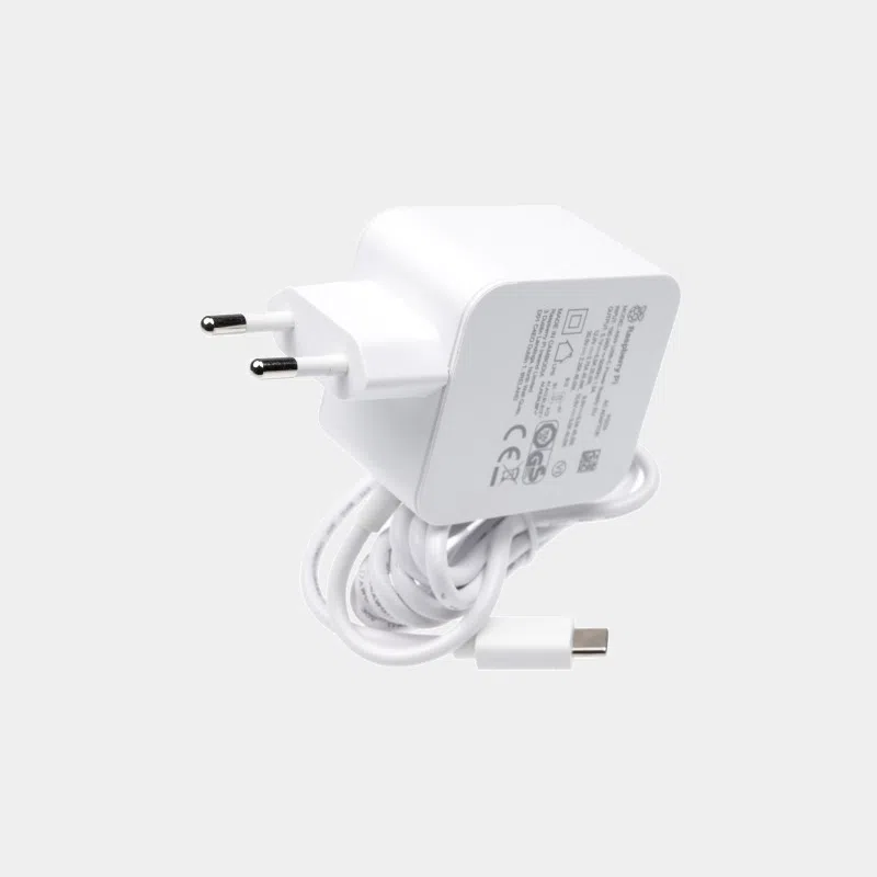Alimentation officielle Raspberry Pi USB-C 45W blanche avec prise secteur et câble