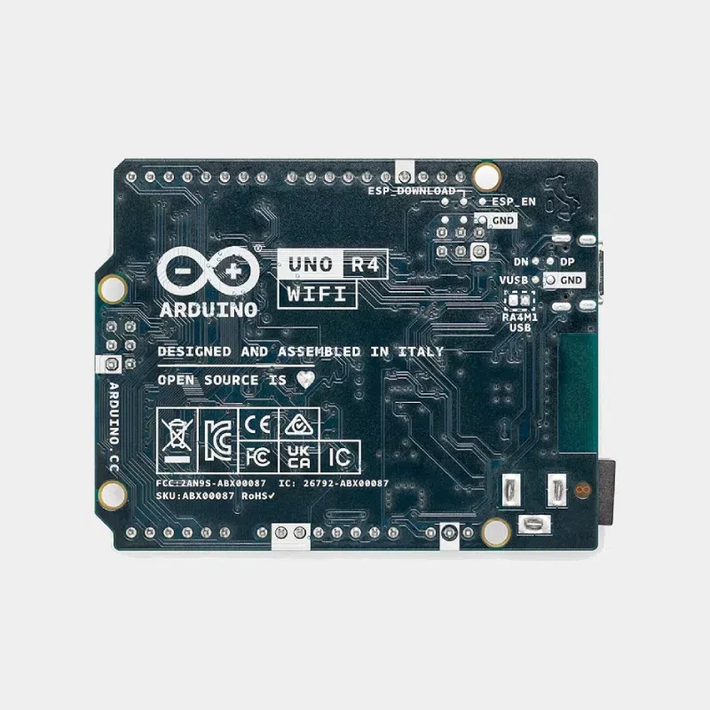 Arduino UNO R4 WiFi vu de dos avec mention Designed and assembled in Italy