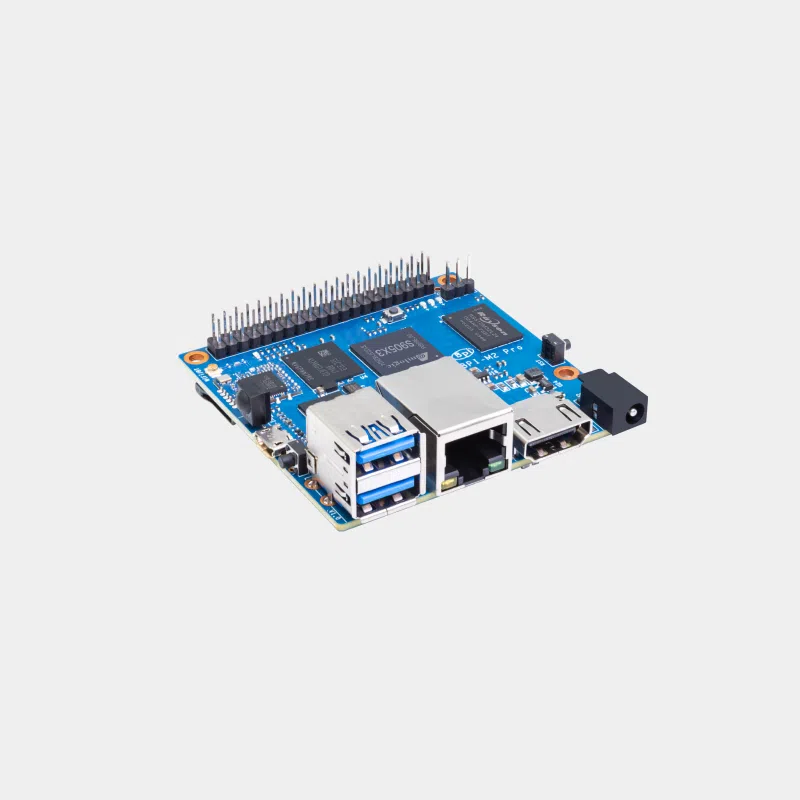 Banana Pi BPI-M2 Pro vu de trois-quarts avec connecteur GPIO, port Ethernet et port USB