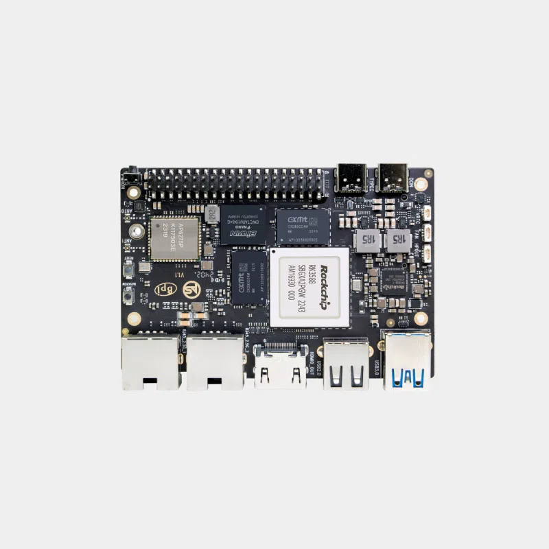Banana Pi BPI-M7 2 Carte Banana Pi BPI-M7 sombre vue de dessus avec deux ports Ethernet et USB