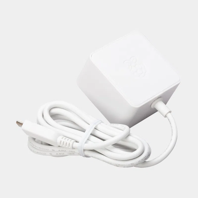 Alimentation officielle Raspberry Pi blanche avec câble micro-USB enroulé