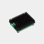 Dissipateur thermique noir à ailettes pour Raspberry Pi Compute Module 5, monté sur sa carte