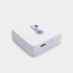 Capteur de température et humidité Dragino LHT52 blanc, vu de face avec port USB-C