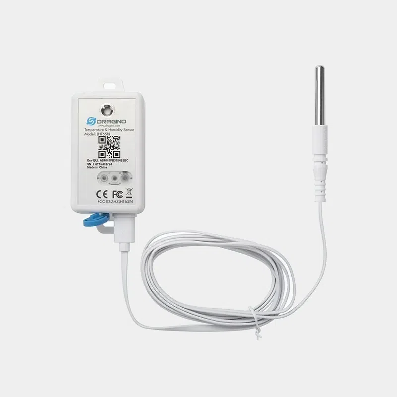 Dragino LHT65N avec sonde de température externe, boîtier blanc relié à une sonde métallique