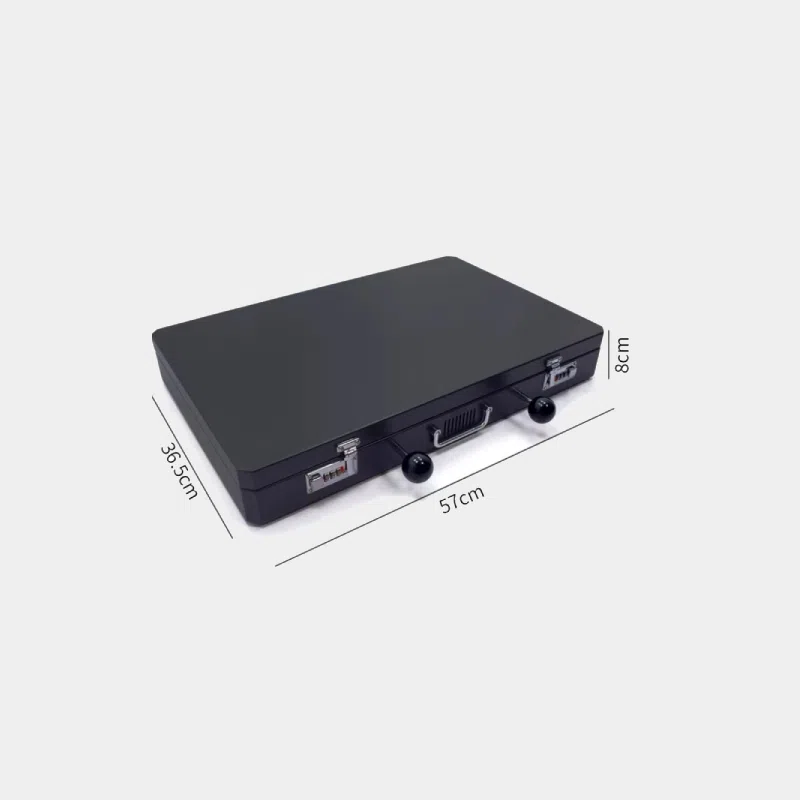 Borne d'arcade portable basée sur Raspberry Pi 5 2 Borne d'arcade portable fermée en valise noire avec dimensions indiquées