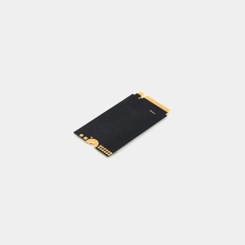 SSD NVMe M.2 2242 WaveShare noir vu de profil avec connecteur doré